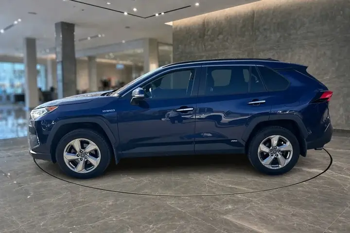 Toyota Rav4 2021 photo 5