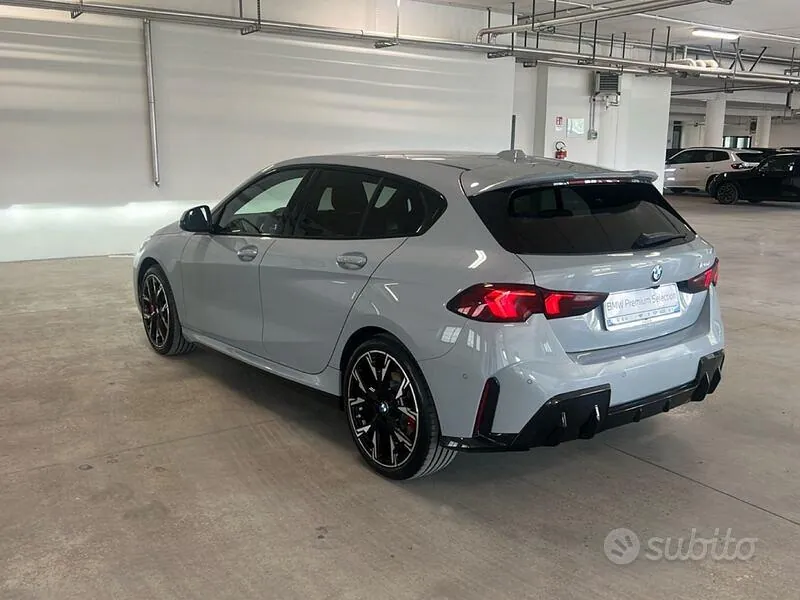 BMW 1 Series 2026 photo 4
