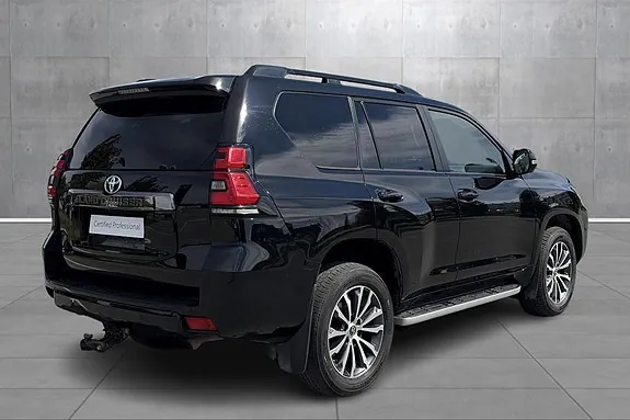 Toyota Land Cruiser 2022 photo 5