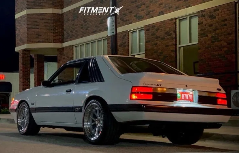 Ford Mustang 1990 photo 2