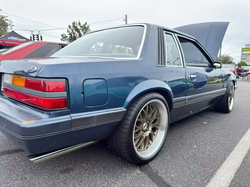 Ford Mustang 1990 photo 3