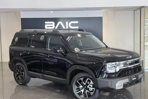 BAIC B30