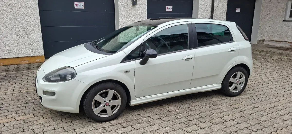 Fiat Punto 2014 photo 2