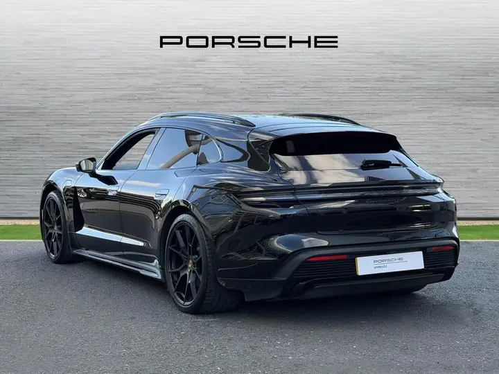 Porsche Taycan 2025 photo 2