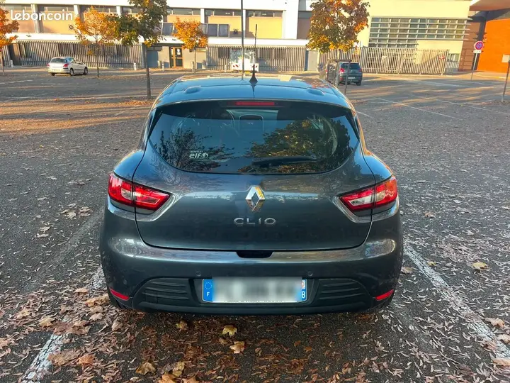 Renault Clio 2018 photo 3