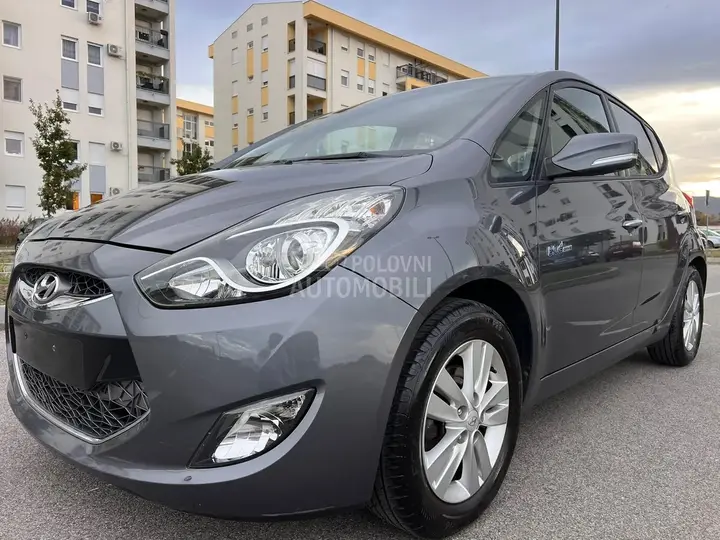 Hyundai Ix20 2011 photo 2
