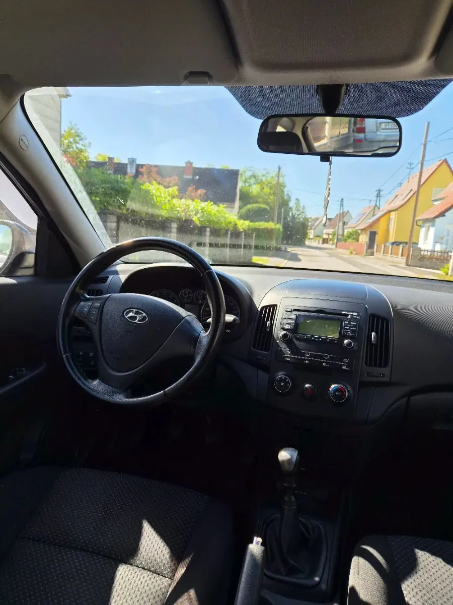 Hyundai I30 2009 photo 3