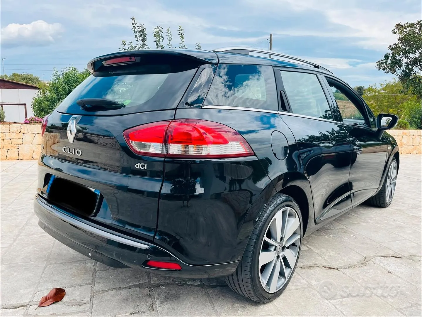 Renault Clio 2015 photo 2