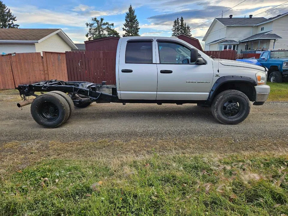 Ram 3500 2005 photo 2