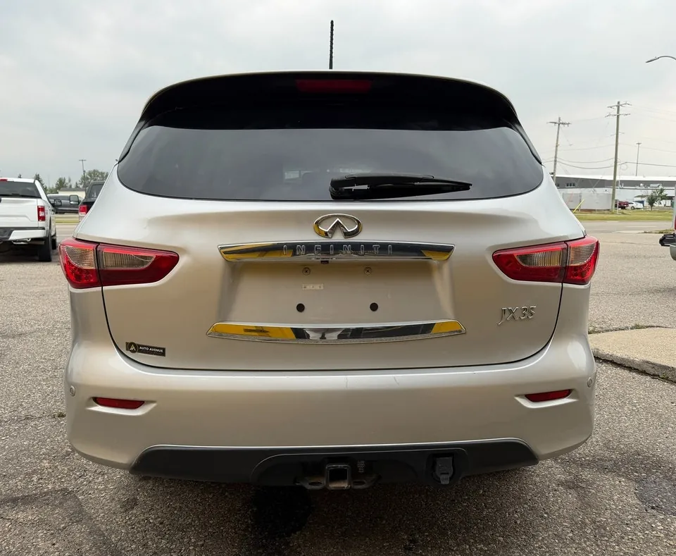 Infiniti Jx35 2013 photo 4