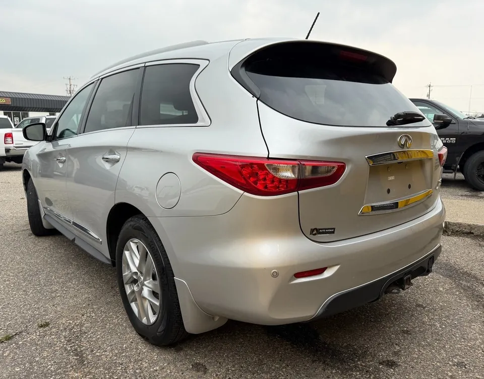 Infiniti Jx35 2013 photo 3