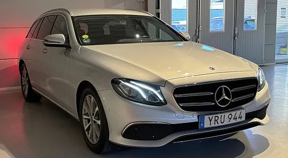 Mercedes-Benz E220 2019 photo 5