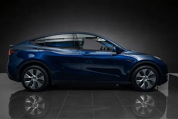 Tesla Model Y 2023 photo 5