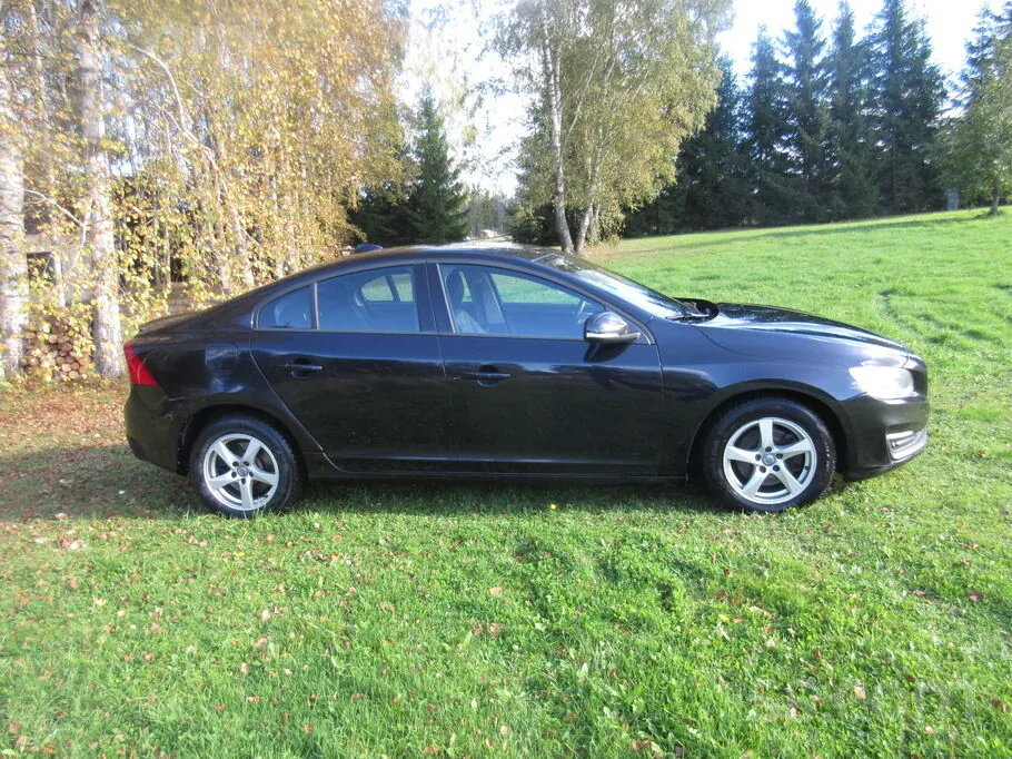 Volvo S60 2015 photo 5