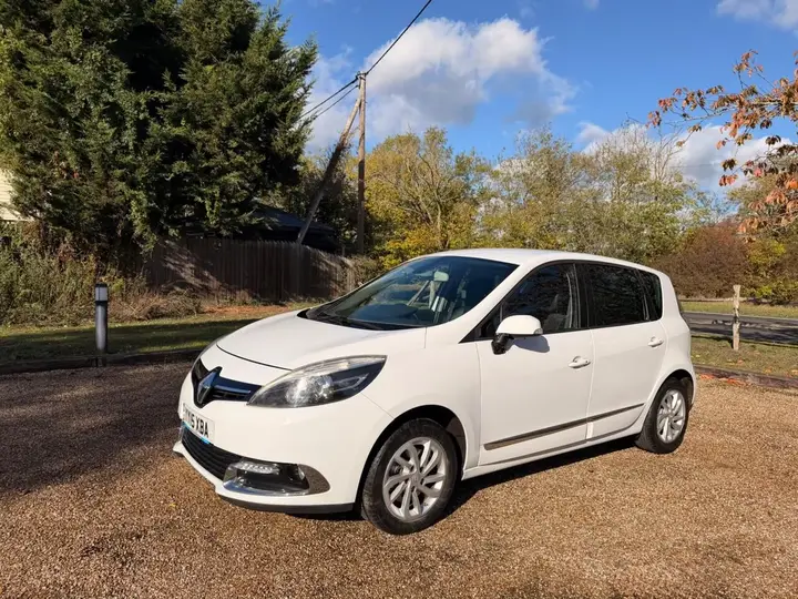 Renault Scenic 2015 photo 5