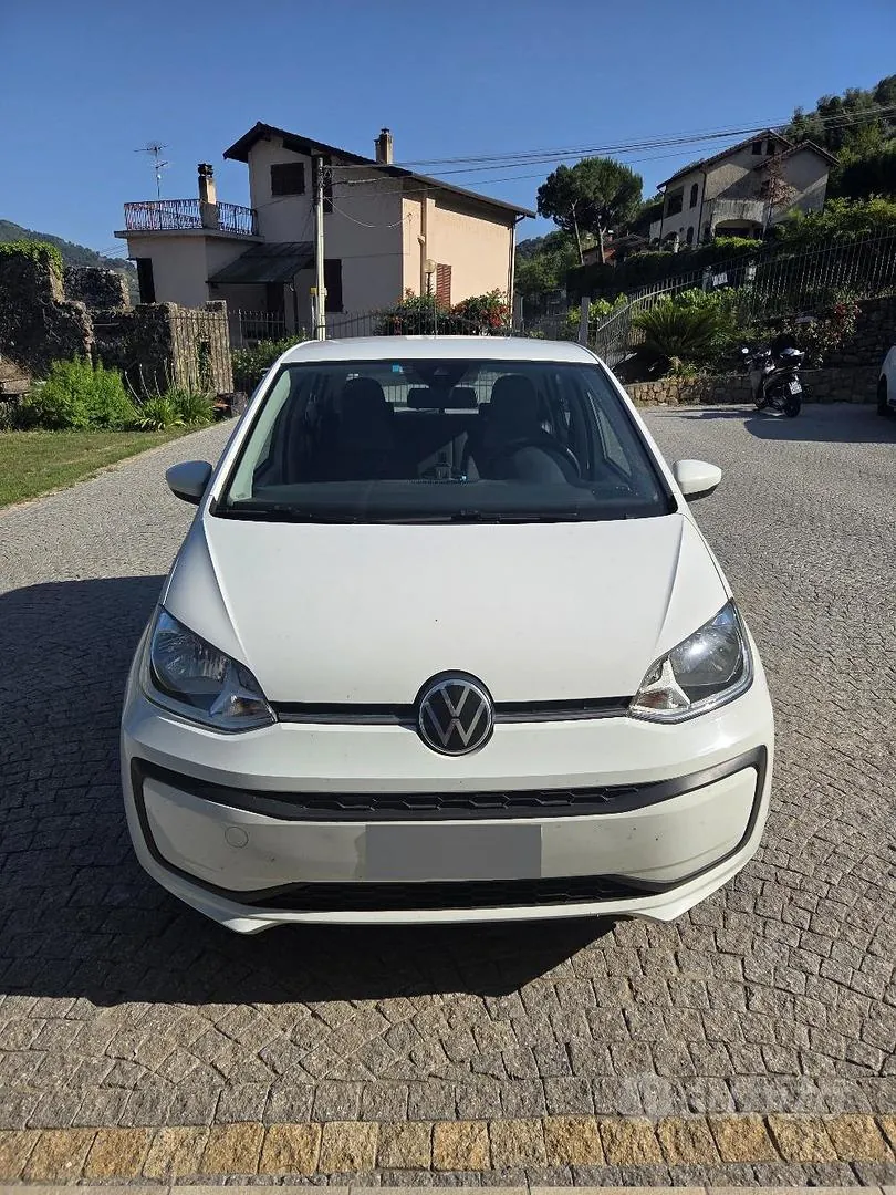 Volkswagen Up 2020 photo 4