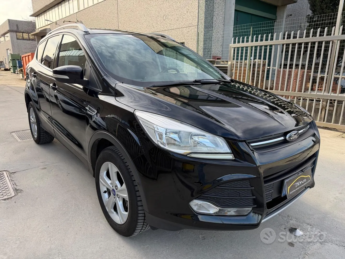 Ford Kuga 2013 photo 2