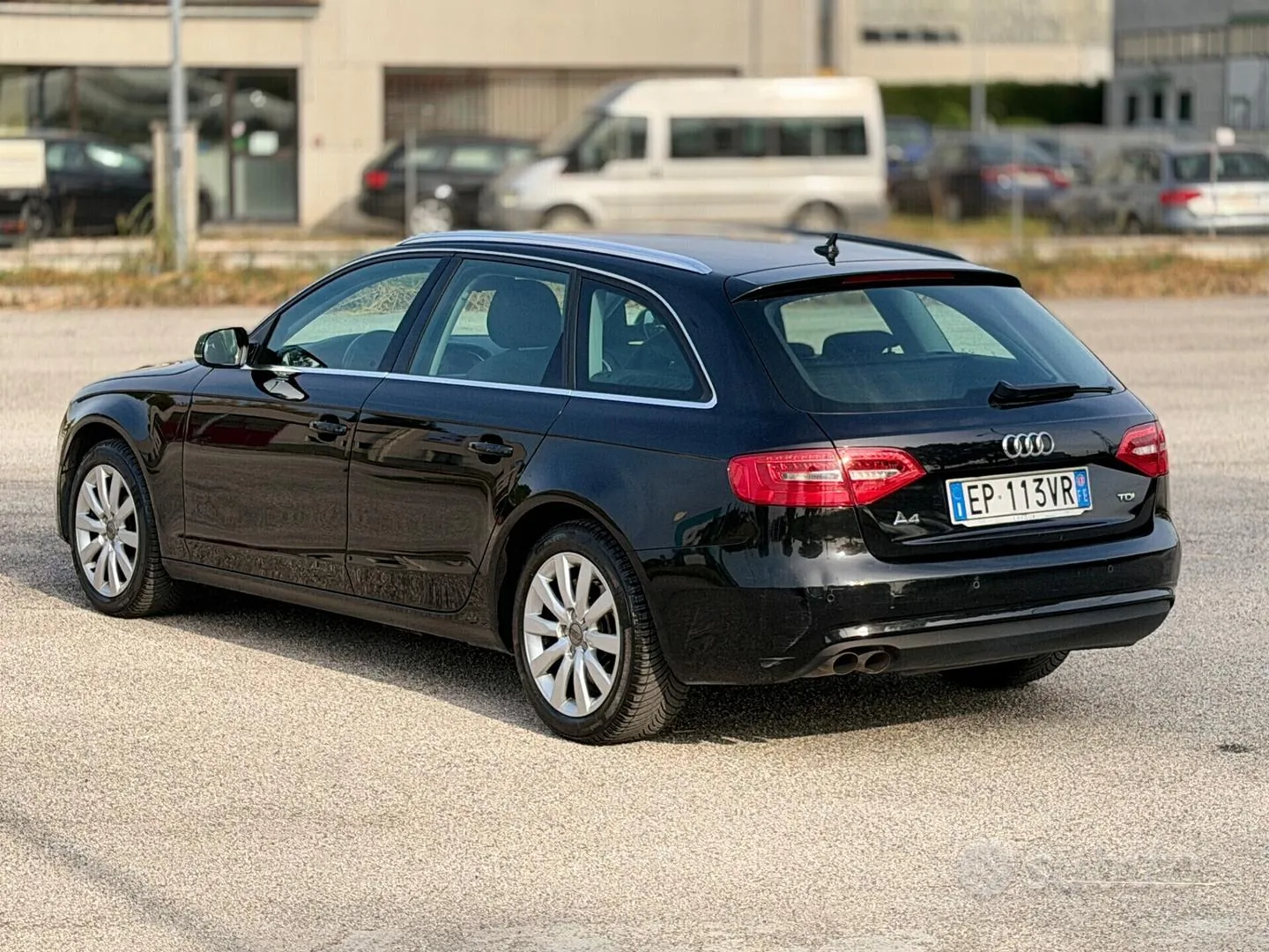 Audi A4 2013 photo 4