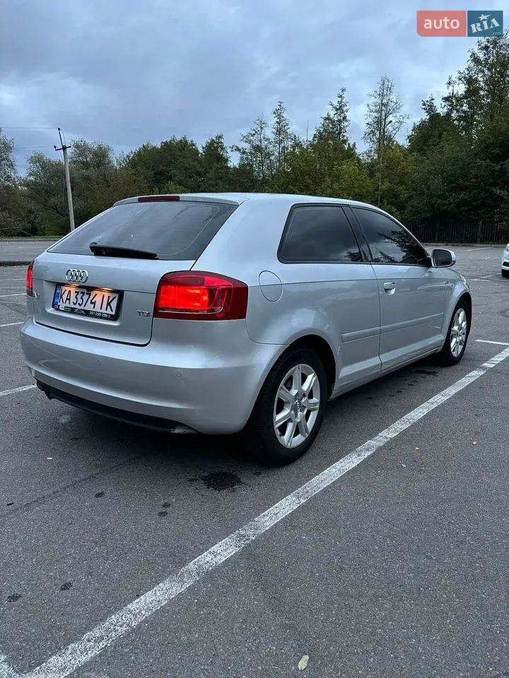 Audi A3 2011 photo 2