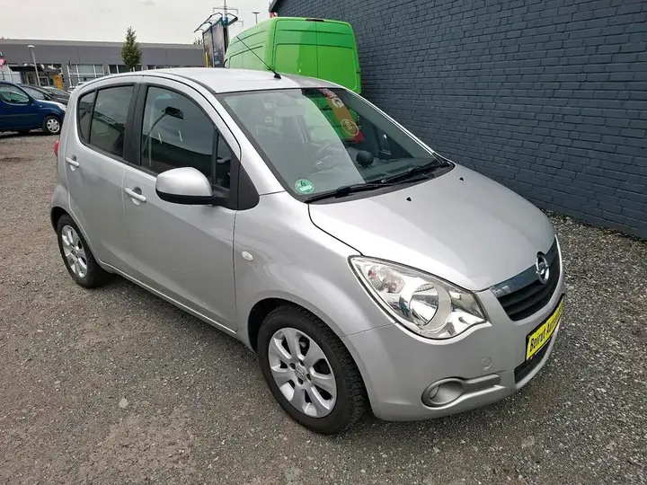 Opel Agila