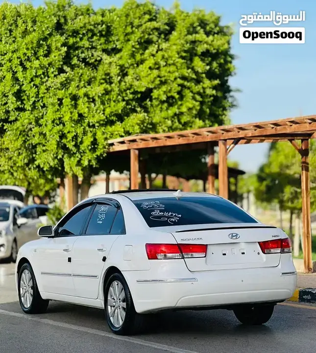 Hyundai Sonata 2009 photo 2