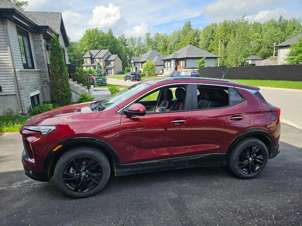 Buick Encore 2024 photo 2