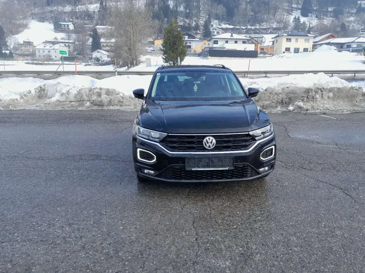 Volkswagen T-Roc 2018 photo 2