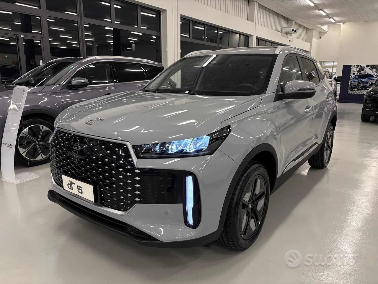 DR Automobiles Dr 5