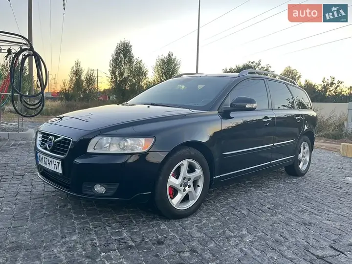 Volvo V50 2012 photo 3
