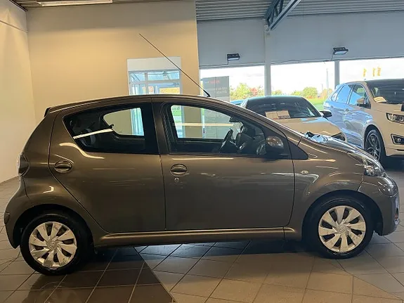 Toyota Aygo 2014 photo 5