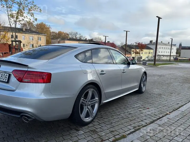 Audi A5 2013 photo 5
