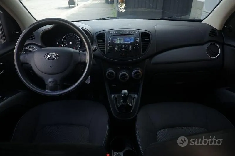 Hyundai I10 2012 photo 2