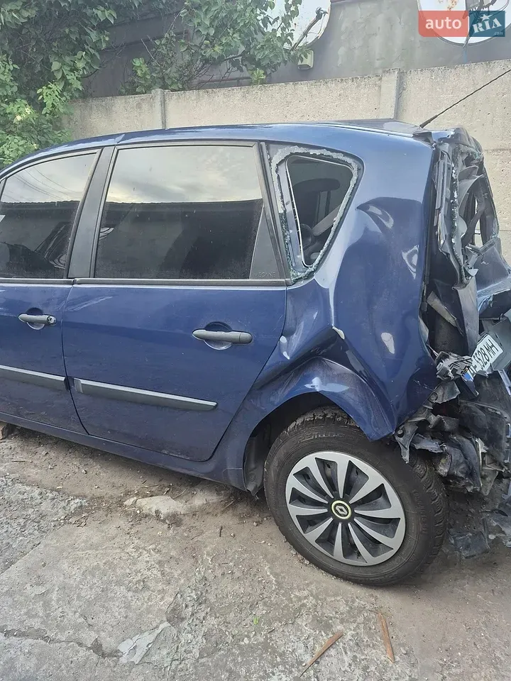 Renault Scenic 2004 photo 3