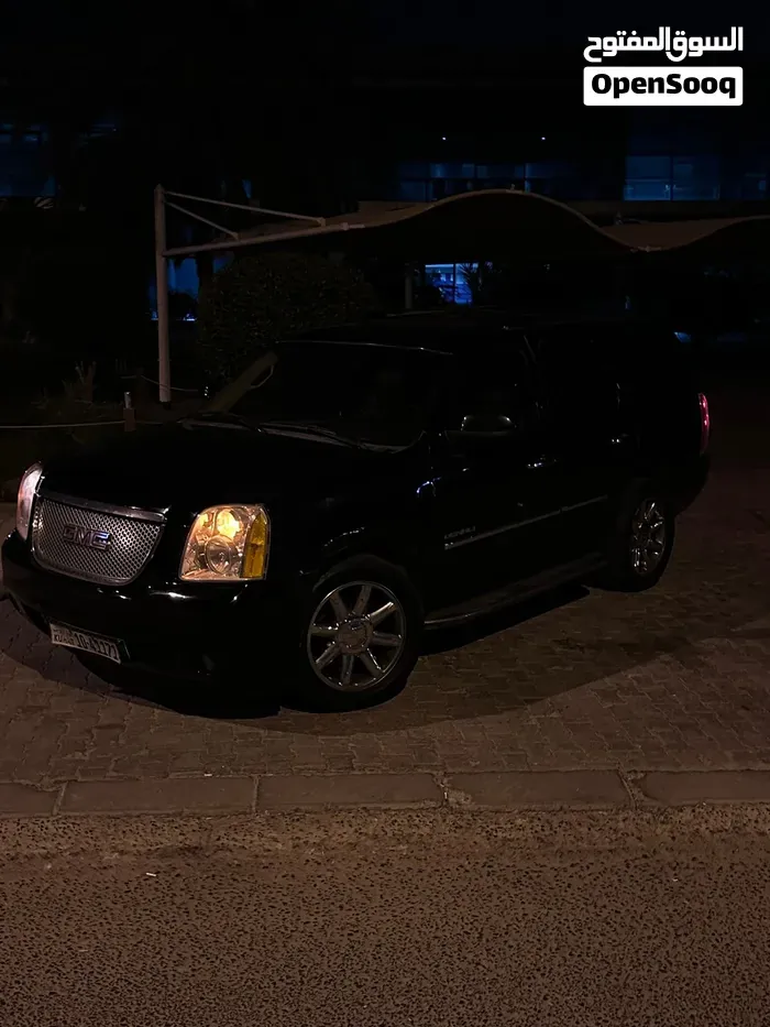 GMC Yukon Denali