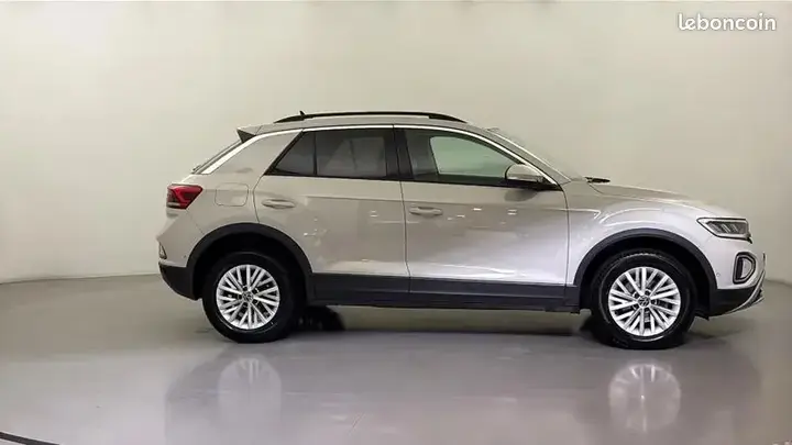 Volkswagen T-Roc 2022 photo 4