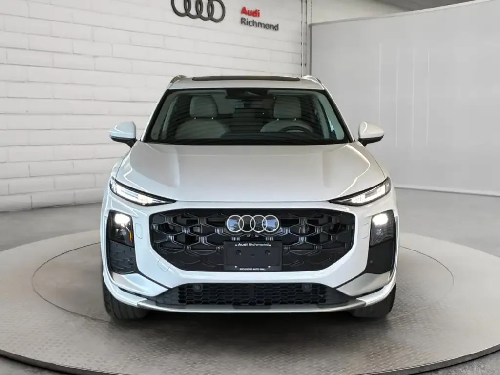 Audi Q3 2026 photo 2
