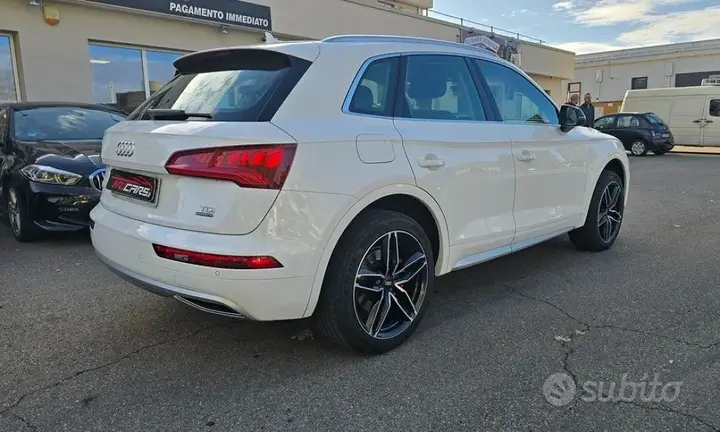 Audi Q5 2017 photo 2
