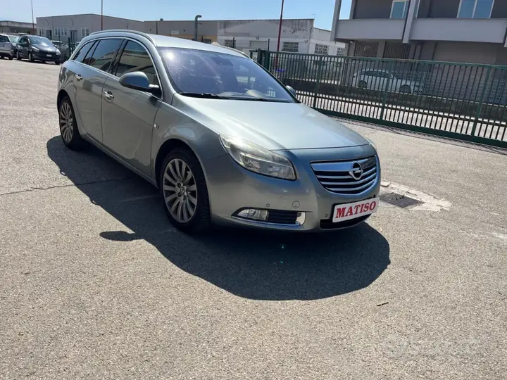 Opel Insignia 2010 photo 2