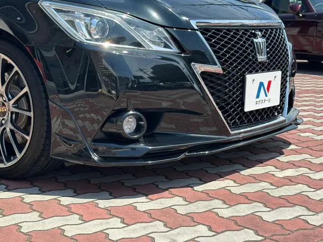 Toyota Crown 2013 photo 3