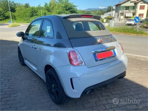 Abarth 500 2012 photo 4