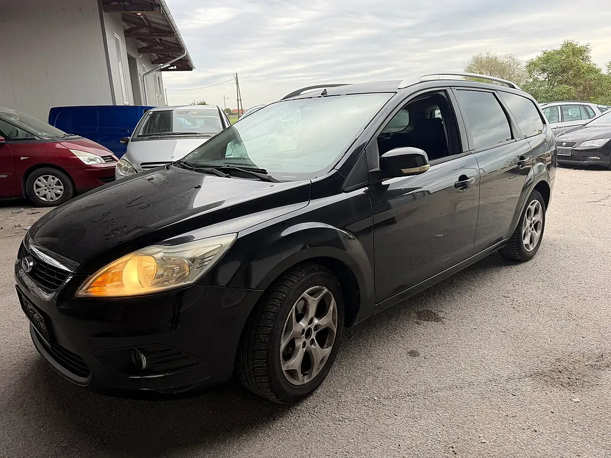 Ford Focus 2009 photo 3