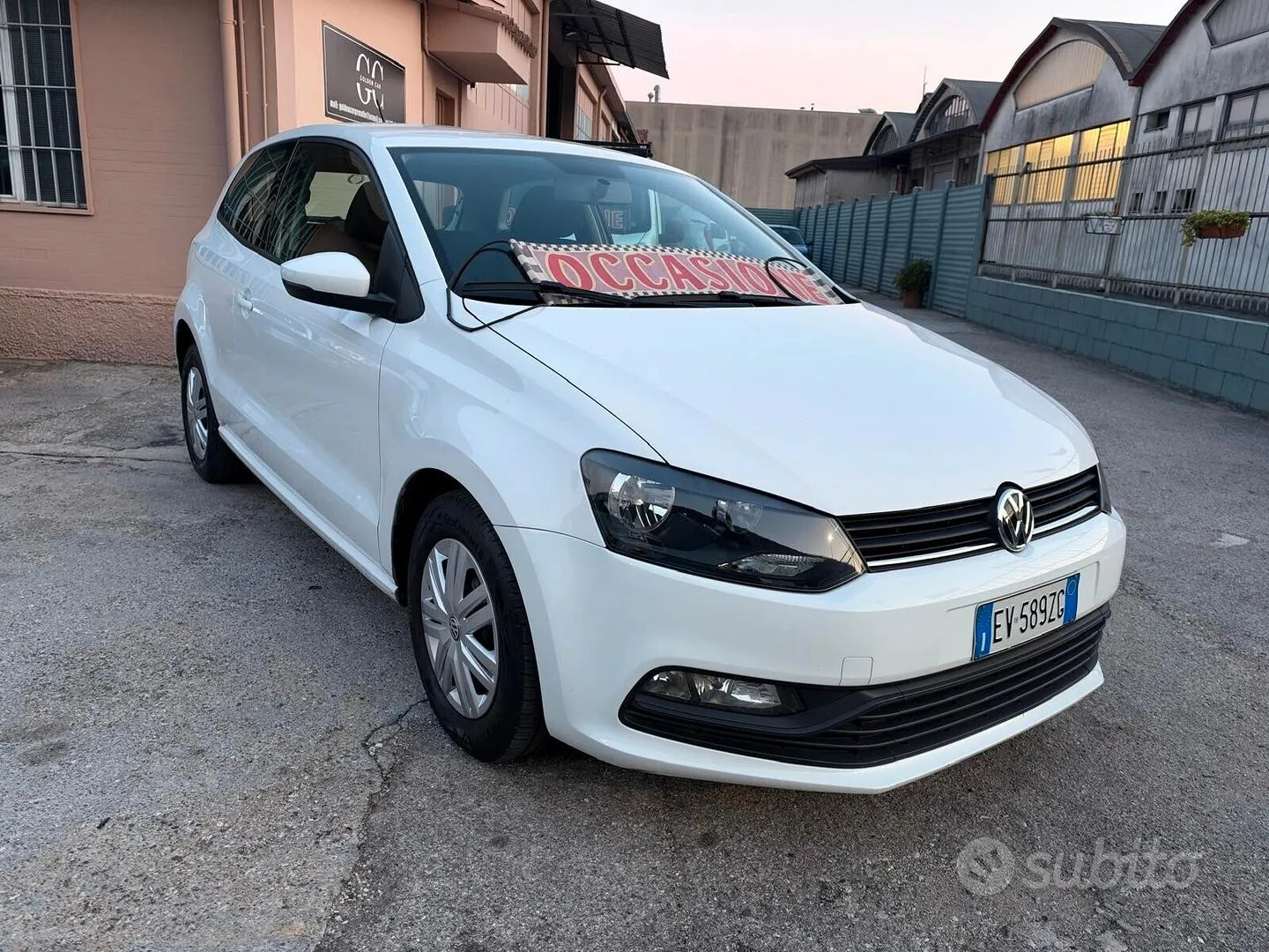 Volkswagen Polo 2014 photo 2
