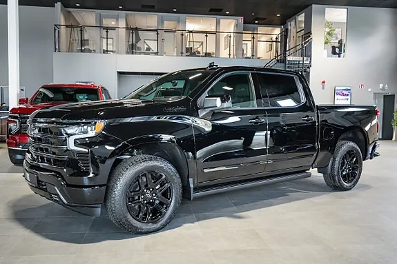 Chevrolet Silverado 2026 photo 2
