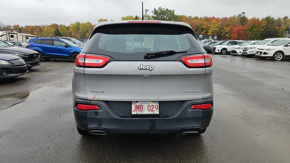 Jeep Cherokee 2016 photo 4