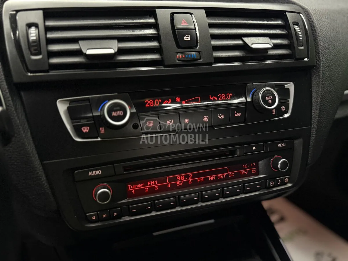 BMW 118 2012 photo 4