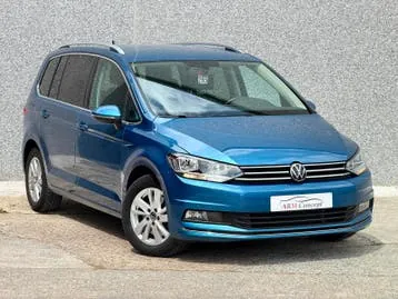 Volkswagen Touran 2020 photo 2