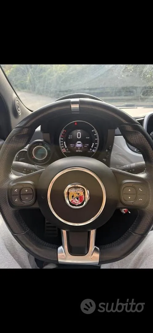 Abarth 595 2018 photo 3