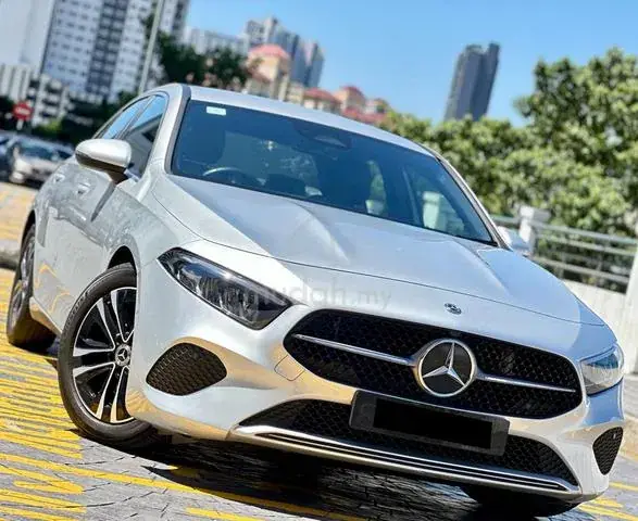 Mercedes-Benz A200