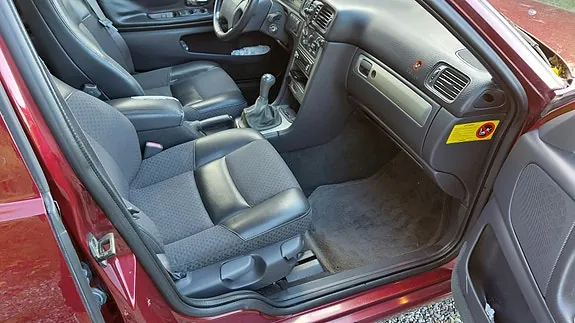Volvo V70 2000 photo 4