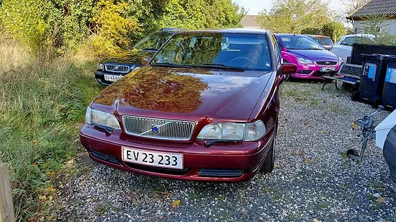 Volvo V70 2000 photo 2
